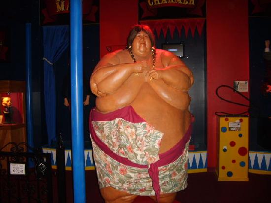 A big guy at ripleys. get big discounts for ripleys believe it or not for your group. Orlando Group getaways.